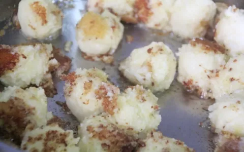 瑜伽练习者食谱丨辣芝士球